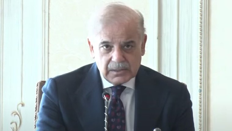 مہنگائی کا بوجھ آہستہ آہستہ کم ہو رہا، دن رات ایک کر کے حالات بدل دیئے: وزیراعظم