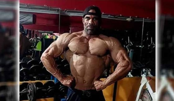 ورلڈ باڈی بلڈنگ